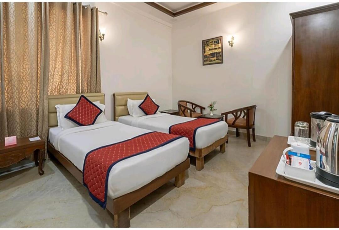 Hotel Agra Grande By Goyal Hoteliers 外观 照片