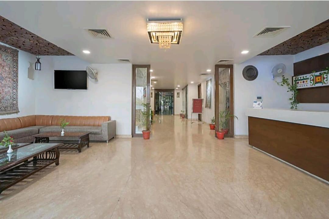 Hotel Agra Grande By Goyal Hoteliers 外观 照片