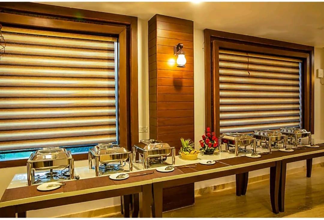 Hotel Agra Grande By Goyal Hoteliers 外观 照片