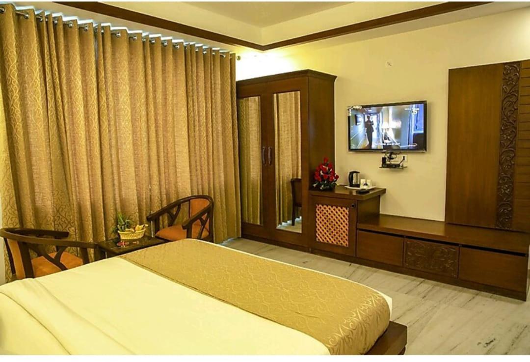 Hotel Agra Grande By Goyal Hoteliers 外观 照片
