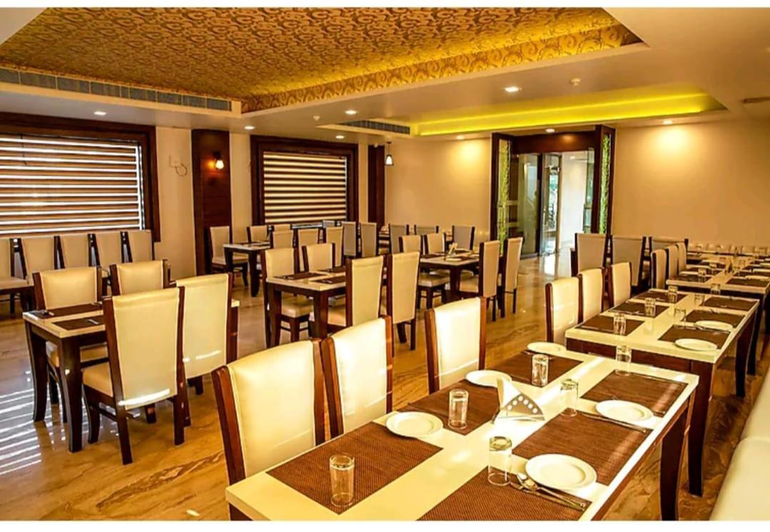 Hotel Agra Grande By Goyal Hoteliers 外观 照片
