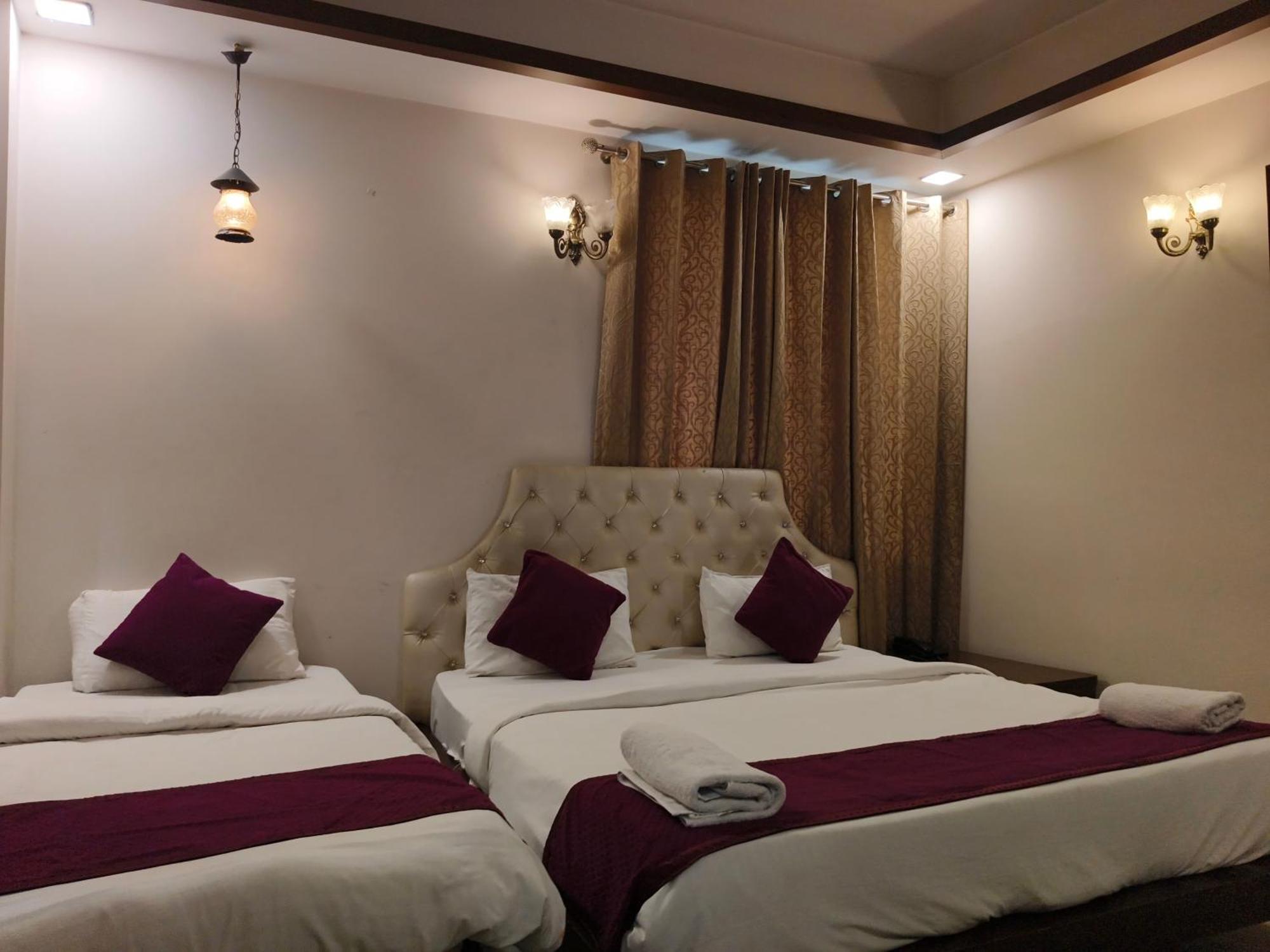 Hotel Agra Grande By Goyal Hoteliers 外观 照片