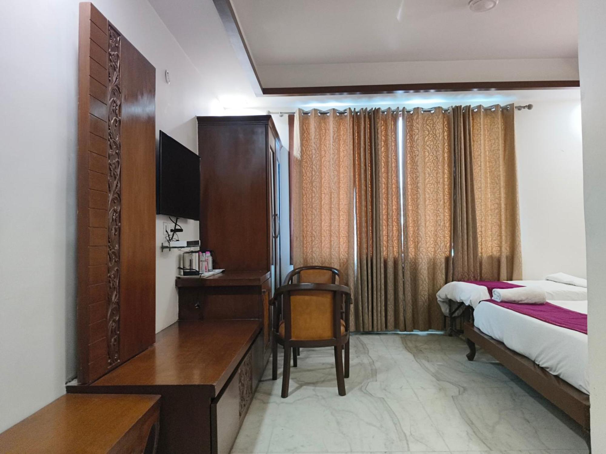 Hotel Agra Grande By Goyal Hoteliers 外观 照片