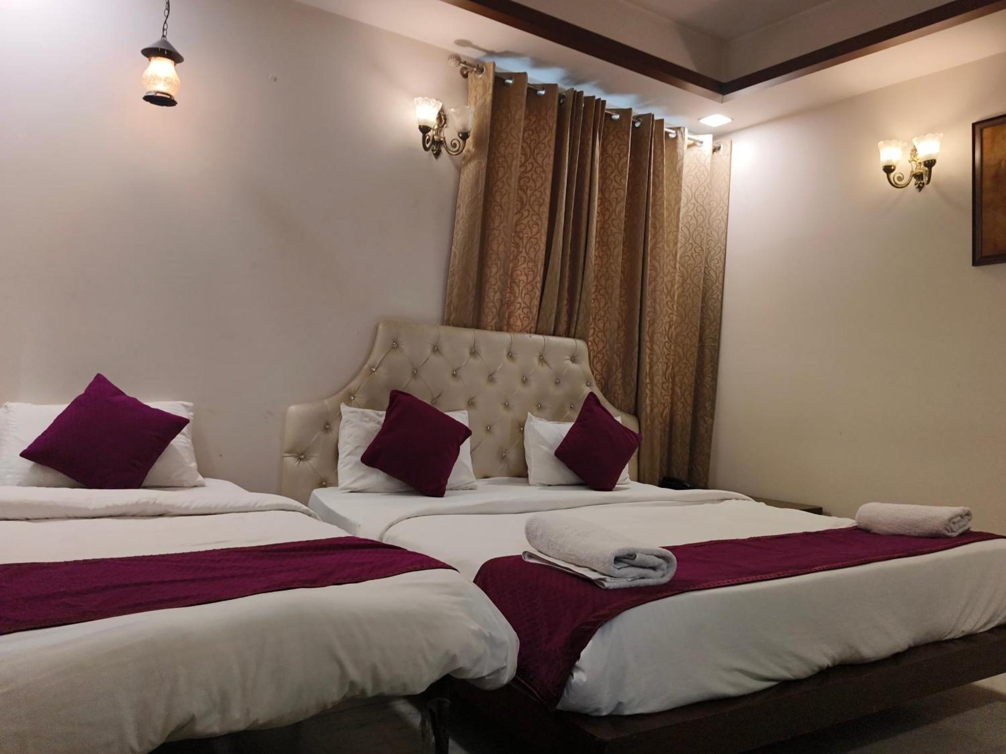 Hotel Agra Grande By Goyal Hoteliers 外观 照片